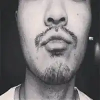 欧美胡子沧桑微信头像图片大全
