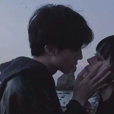 念七暗系ins一对两张情侣真人头情侣头像我要个性网
