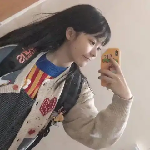 3大星座经常联系你,八成是爱上你了,等着被表白吧
