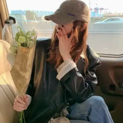 2023干净耐看女生头像
