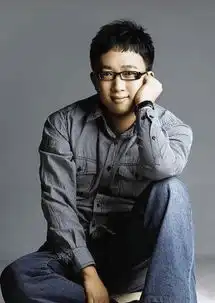 延禧攻略高人气男二被曝黑料,家暴网红前女友还偷偷和她交往
