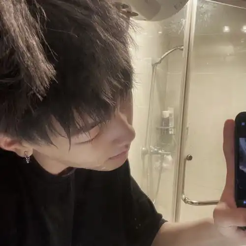 精选真人男生头像
