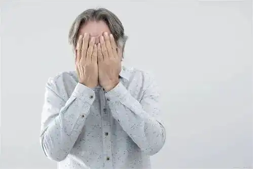 放屁多是肚子里空气多,还是在排毒告诫可能是4点在使坏
