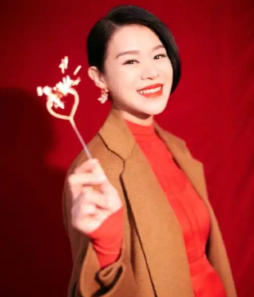 沈梦辰催婚根本催不动杜海涛,马丽曾患抑郁症,胡杏儿晒儿子正脸
