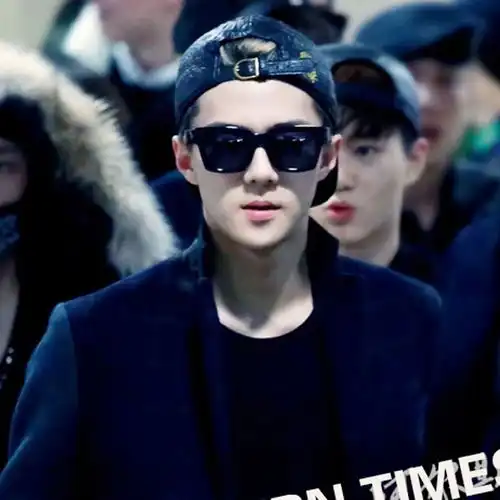 2020新款韩版太阳镜女士时尚潮明星款大框优雅个性百搭情侣墨镜男
