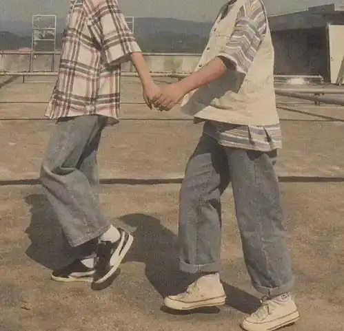 18套七夕节应该换上的情侣头像
