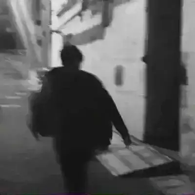 英子一批个性微信头像
