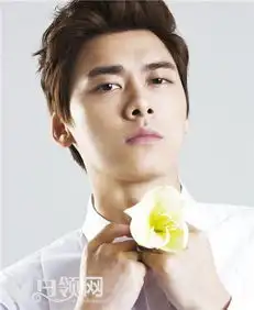 星热点李易峰喜欢什么样的女生李易峰讨厌什么类型的女生
