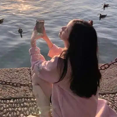 一组不露脸的很可爱萌妹子头像女生头像可爱呆萌不露脸
