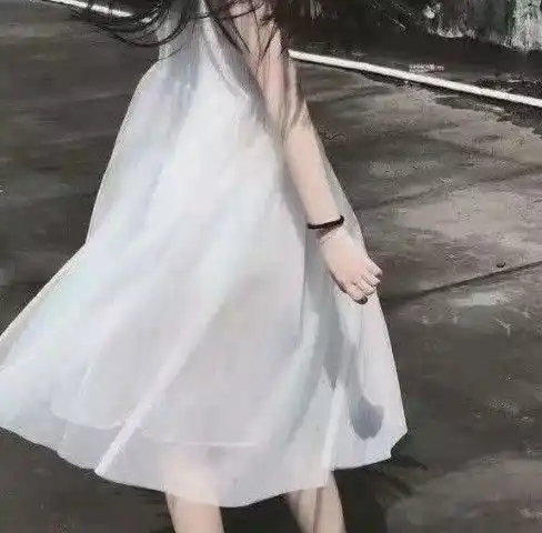 熬夜必听的三首歌曲,陈雪凝独占两首,00后早已单曲循环
