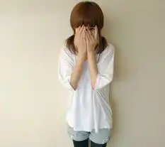 和野男人厮混被婆婆抓现行
