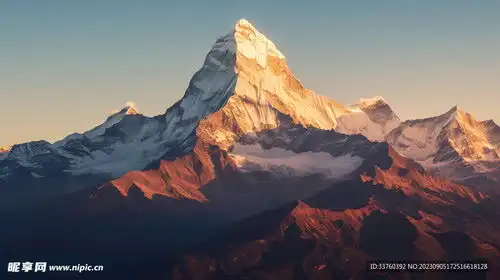 日照金山摄影图

