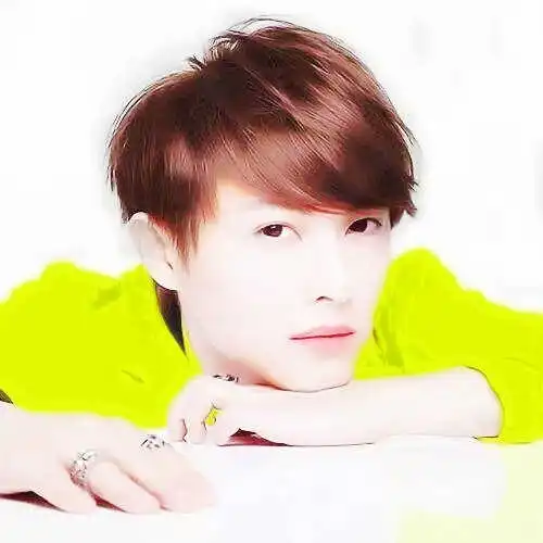 高清情侣头像真人一人一半溶图系美化版非常清晰的
