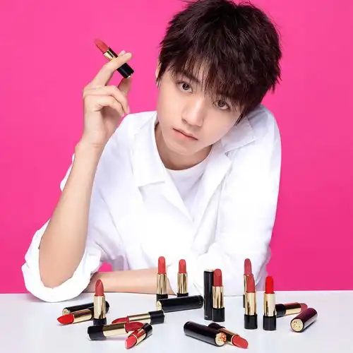 白衣小凯超级撩你的少女心还好吗
