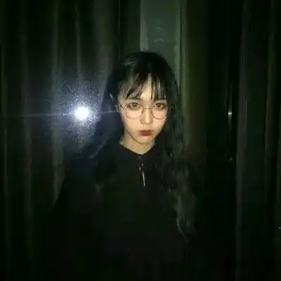 伤感意境女生头像爱过人也被女生头像我要个性网
