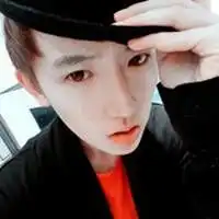 漫画情侣头像一左一右kiss微信头像图片大全
