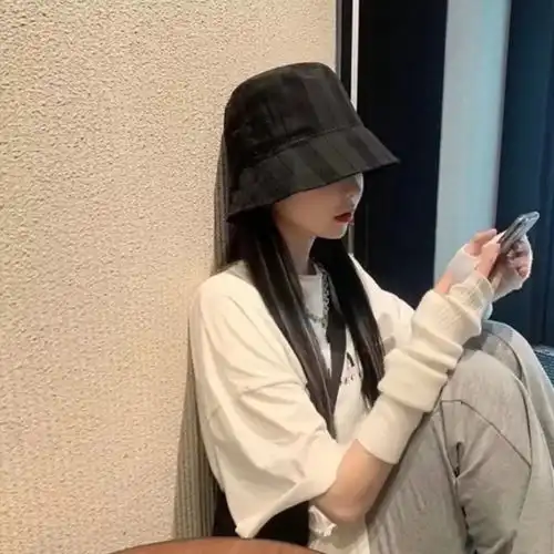 头像小众女头
