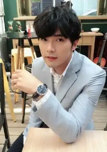 把初恋娶回家的5位明星,没有一对离婚,全都把妻子宠上天
