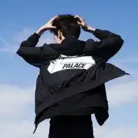 伤感男生qq头像有了你我什么都不缺,心再野也懂得拒绝qq头像
