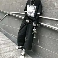 qq头像男生只有下半身

