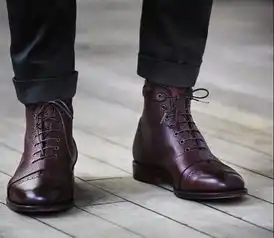 穿上这3双靴子,让你的散发迷人的男人味
