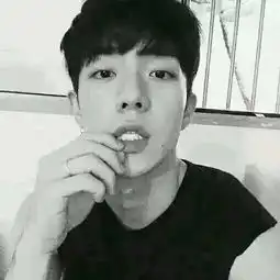 qq头像男图要个性点我懒滴搜嘿嘿谢啦
