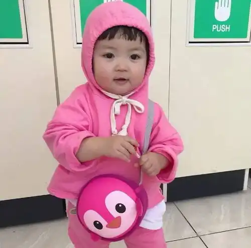 萌娃头像丨躲不过的惊吓都只是一场虚惊
