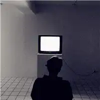 我真的不想再为你转身了,qq男生背影头像孤独
