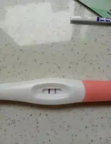 愚人节最佳网友用验孕棒套路男朋友,结果....被虐了
