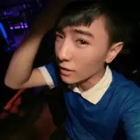 帅气的男生头像大全2014只要是喜剧收尾就行

