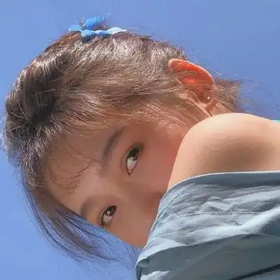 个性的女生头像独特,人得自知找点乐子活下去

