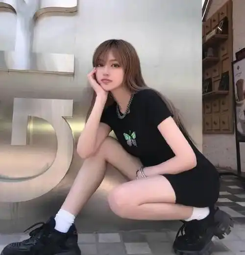 周扬青李雨桐刷新了女网红认知,渣男要锤就得捶死
