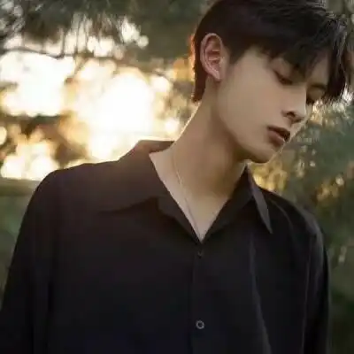 玫瑰到了花期男头
