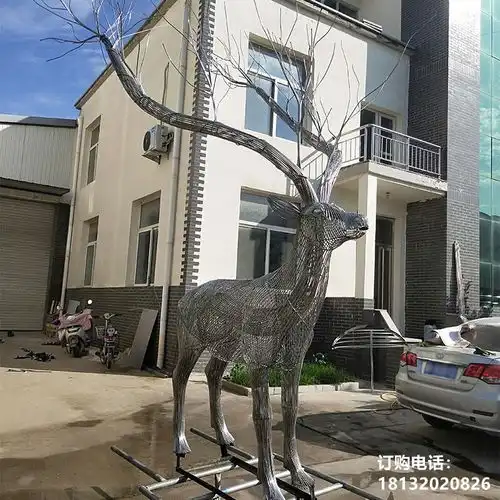 户外园林抽象不锈钢湖南白钢鹿雕塑图片
