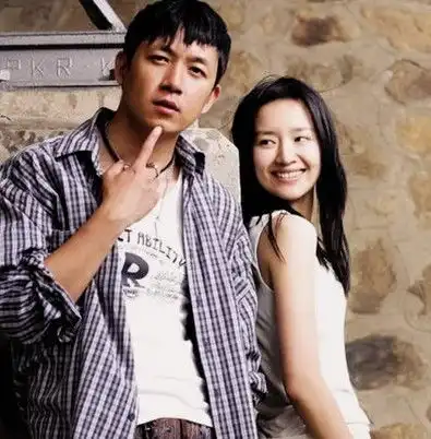 盘点几位曾被老婆戴帽子的男明星,对此我表示深切的同情
