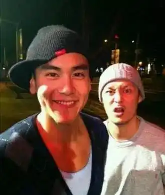 有一种14年的友情,叫彭于晏和余文乐基情满满
