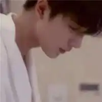 网红头像男学生网红帅气的男生图像头像
