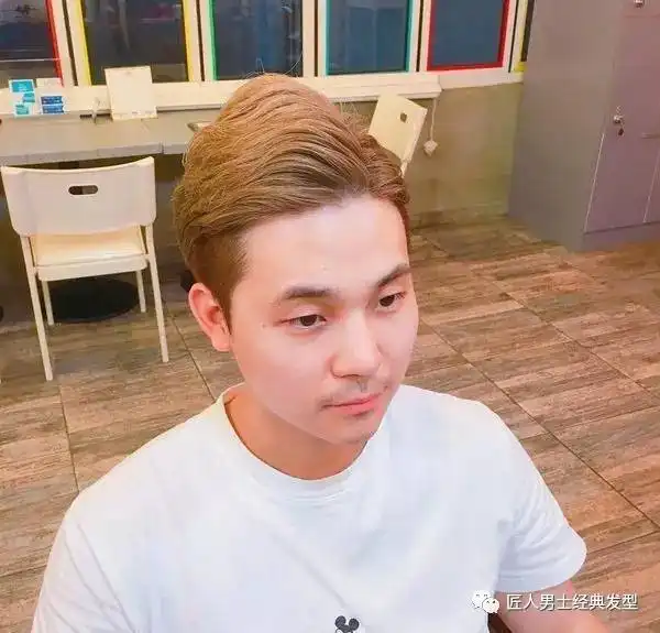 帅气韩版男生发帅气韩版男生发
