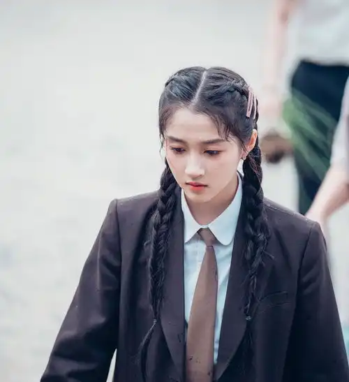 关晓彤是最后的赢家真命团宠,上镜不作秀,推理能力超级棒
