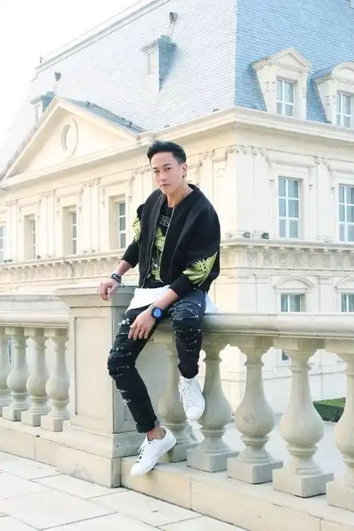 林更新瘦成筷子腿儿,男明星休闲look大放送
