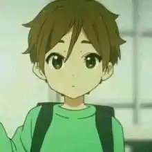 二次元小男孩背着书包的图

