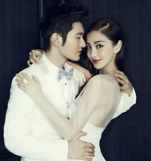 baby晒图被指内涵黄晓明,引发争议后辟谣否认,婚姻真相扑朔迷离
