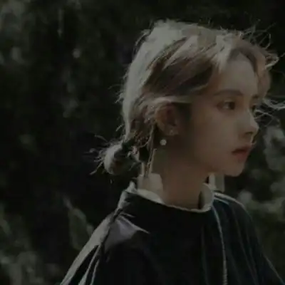 欧美复古头像2020最火头像欧美风女生图片
