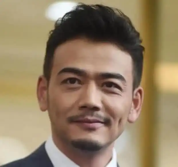年纪不大,长相着急的明星,张雨绮比吴昕还小,他刮完胡子年轻10岁杨烁
