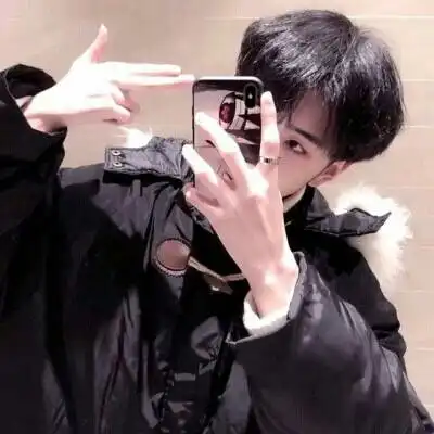 能拿去当网恋照骗的网恋男神头像
