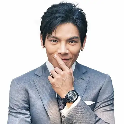 现在全网最后的四个男人,你选谁做老公黄晓明,喜欢演霸道总裁,曾经的口头禅,我不要你觉得,我要我觉得杨子实至名归的霸道总裁,黄圣依就是一个小屁孩向佐
