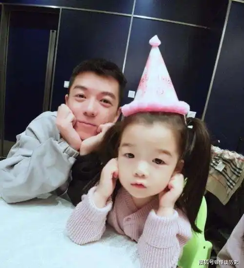 王栎鑫被家暴女方直接在酒店大堂开打,离婚原因大起底
