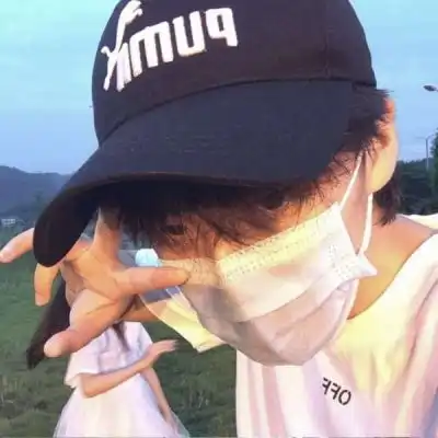 男生头像帅气真人好看款款独行,才不至倾溢.
