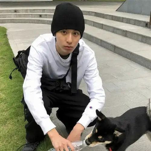 姨妈摇倾笙高音质在线试听姨妈摇歌词歌曲下载酷狗音乐
