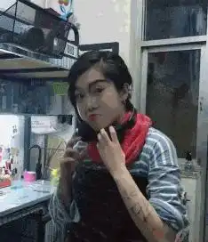 搞笑gif趣图我们村的街舞大赛,场面马上要控制不住了
